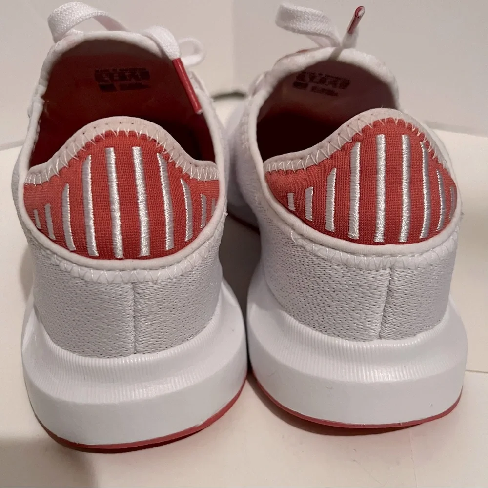 Women’s Adidas Originals Swift Run X W Sneakers, White/Pink, Size 6 1/2 - Picture 13 of 13